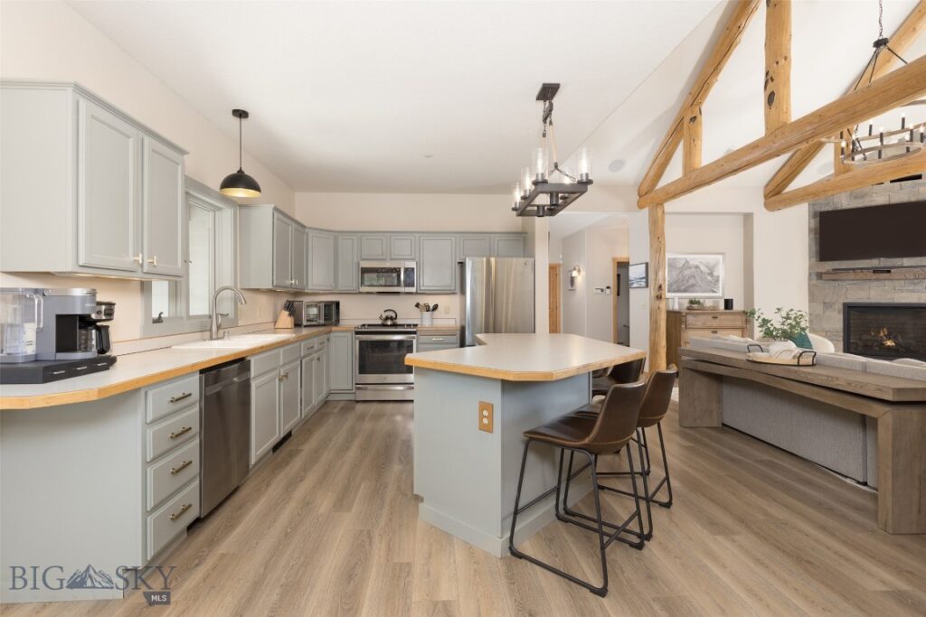 3560 Sprucewood, Big Sky MT 59716