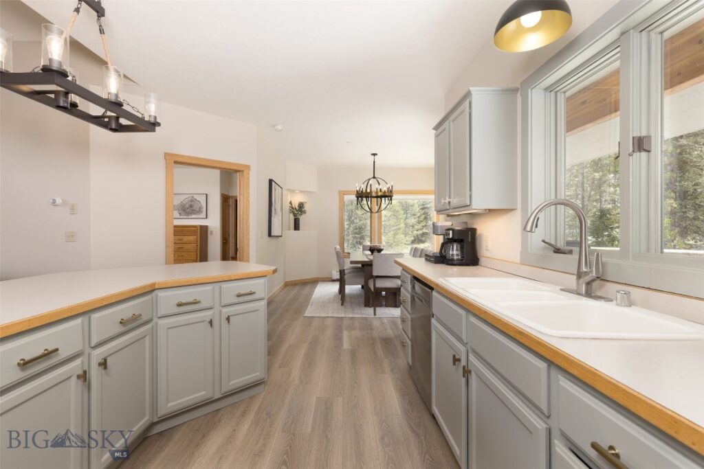 3560 Sprucewood, Big Sky MT 59716