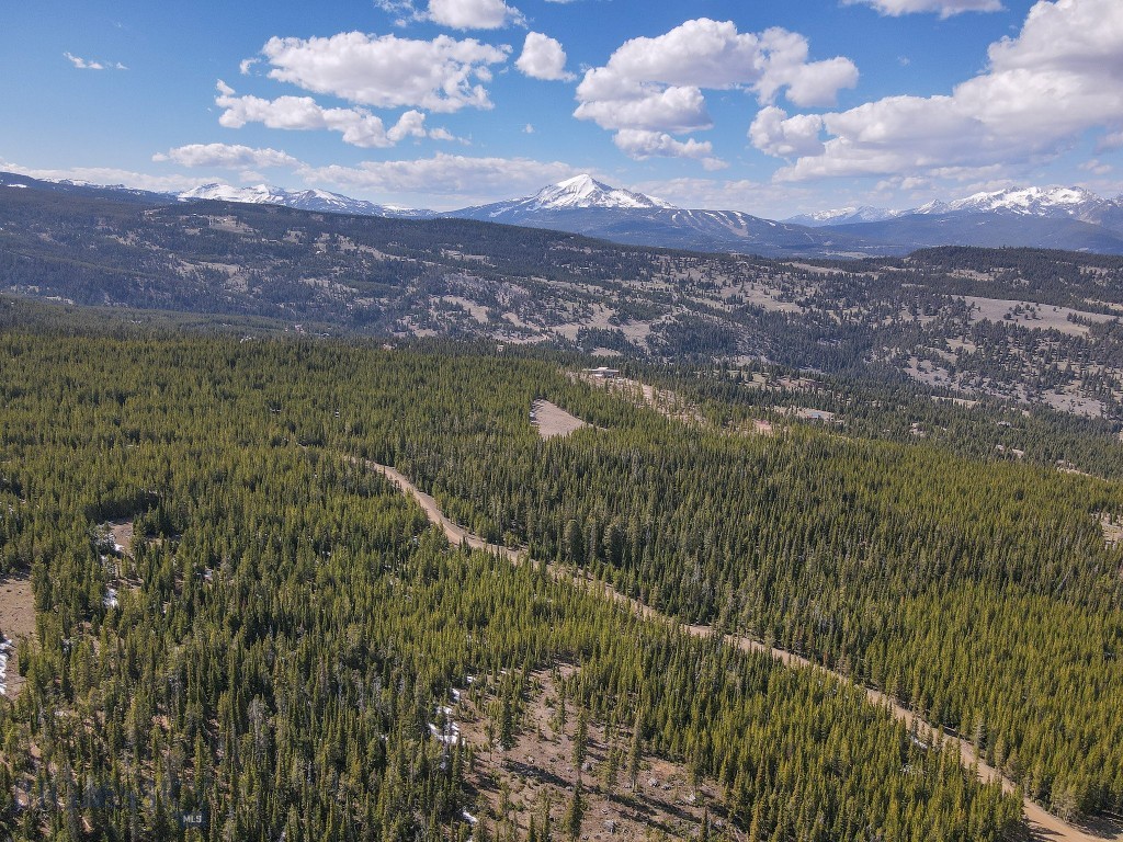 tbd W Beaver Creek, Big Sky MT 59716